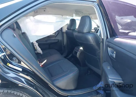 2015 Toyota Camry Se z USA, uszkodzony, nr VIN 4T1BF1FK0FU910203